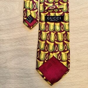 Gucci Men’s Necktie. 100% Silk.